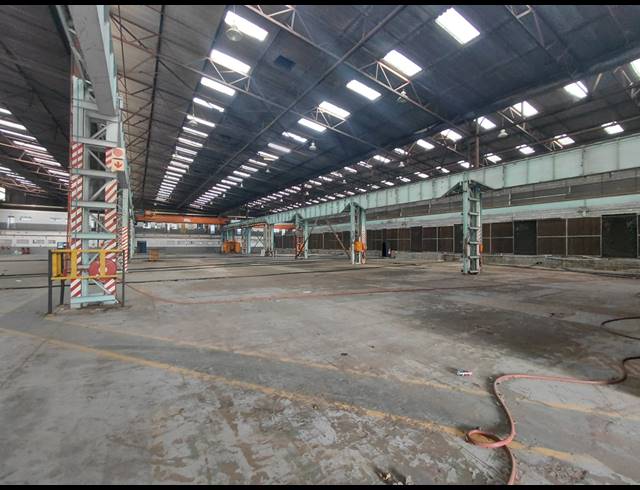 25,084M² FACTORY TO LET IN CLAYVILLE